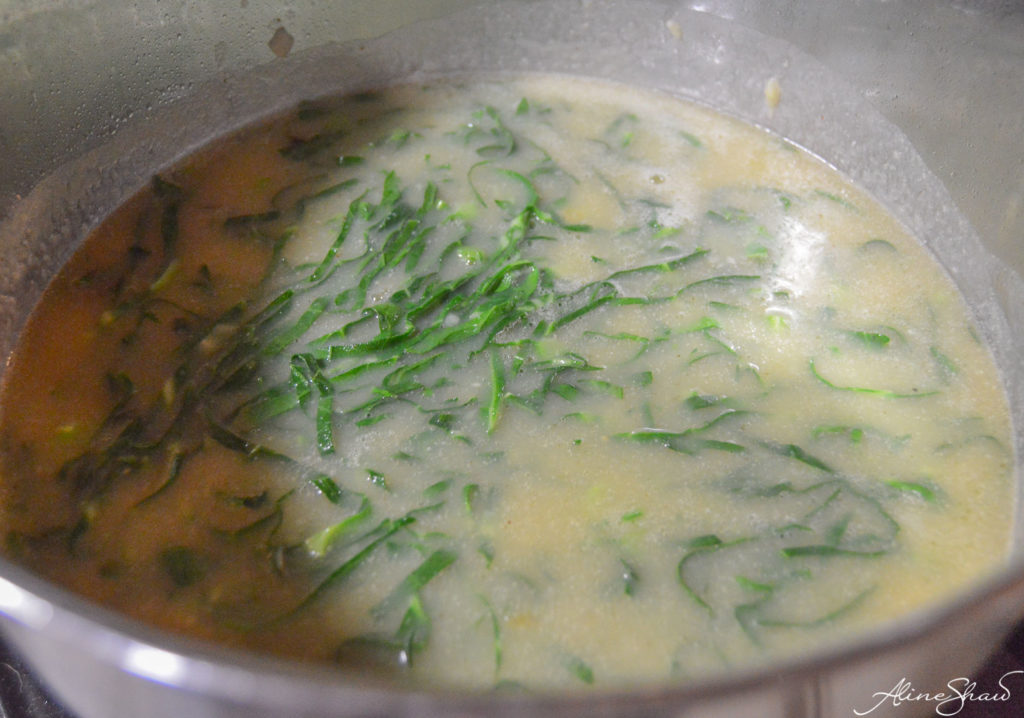 The final caldo verde soup in a pot