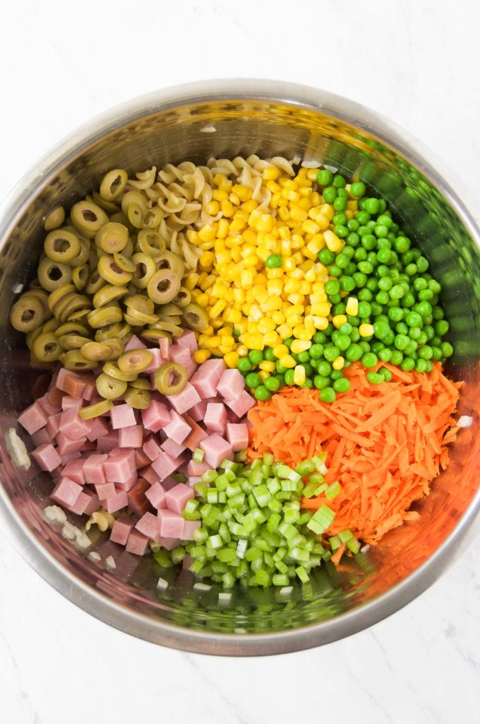 How to Make Pasta Salad with Mayo