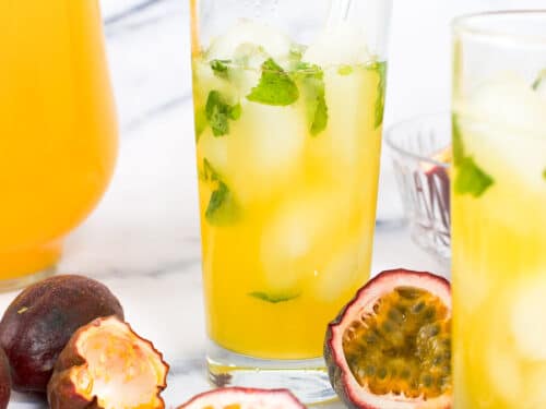 https://braziliankitchenabroad.com/wp-content/uploads/2022/09/juicing-passion-fruit-2-500x375.jpg