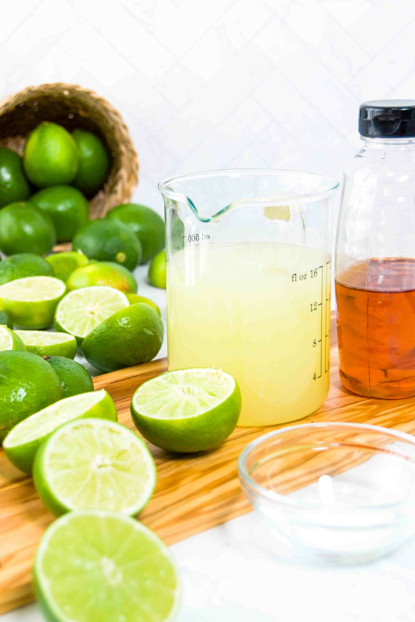 Pitcher Style Margaritas for a Crowd Recipe - Pinch of Yum